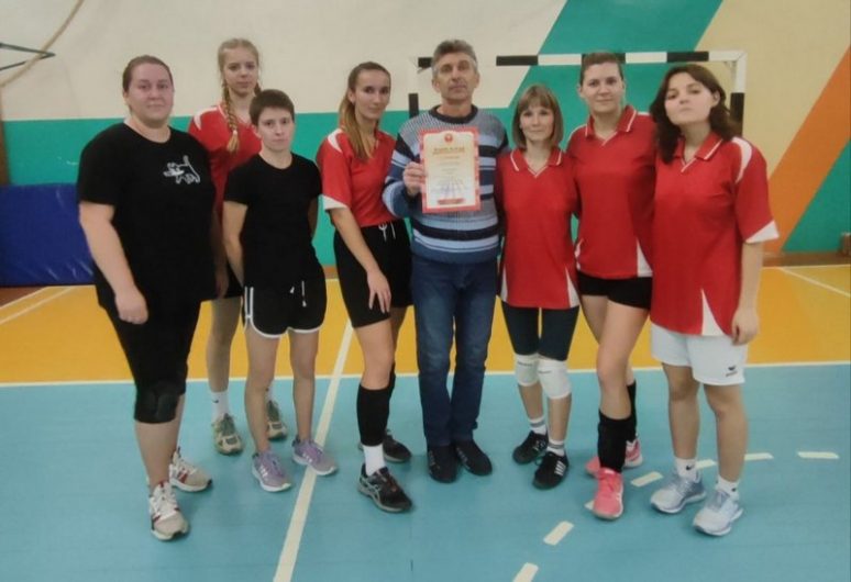 Женская команда КСУП «Луки-Агро» стала победителем Кубка района по волейболу