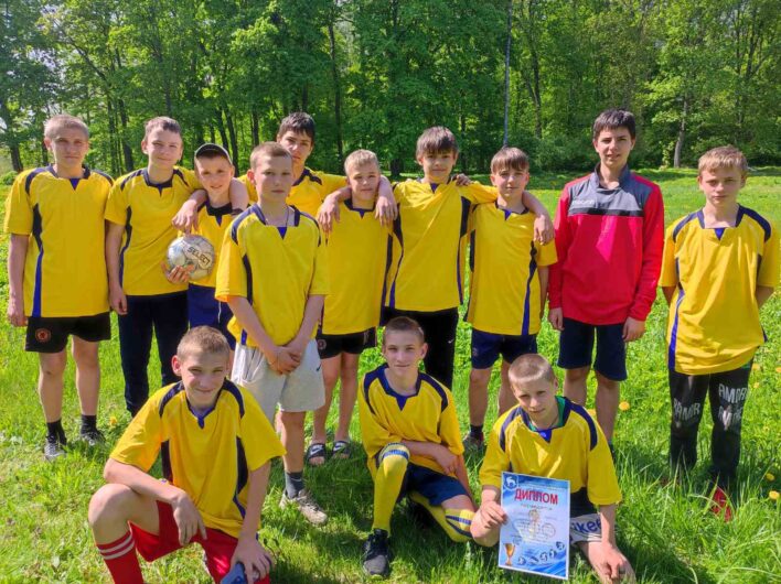 Команда Кореличского района заняла 2 место в областных соревнованиях по футболу