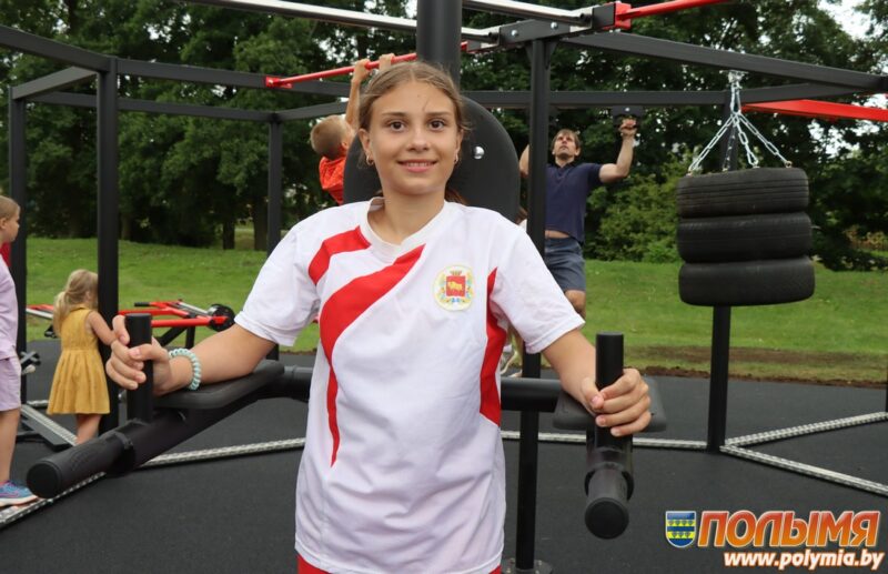 Многофункциональная спортивная площадка открылась в Кореличах